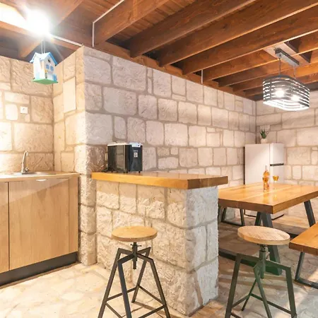 Hilltop View - By Guide Split