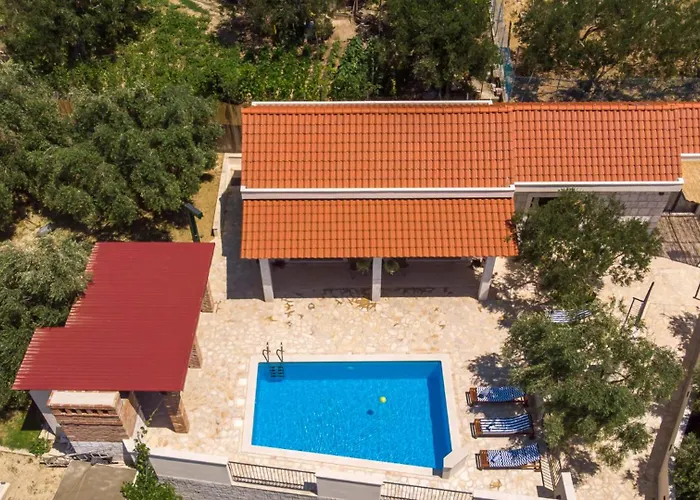 Hilltop View - By Guide