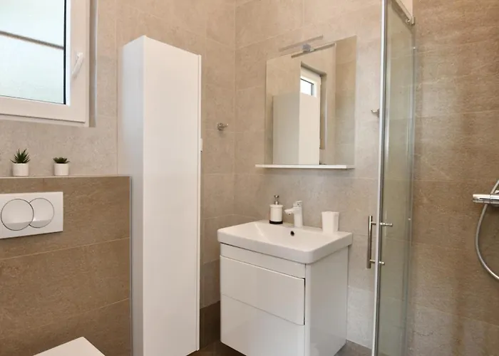 Villa Hilltop View - By Guide *