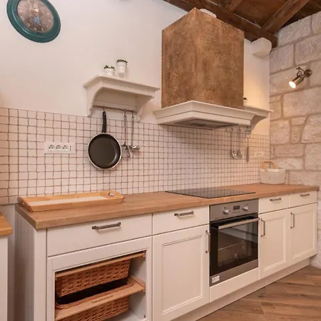 Hilltop View - By Guide 스플리트