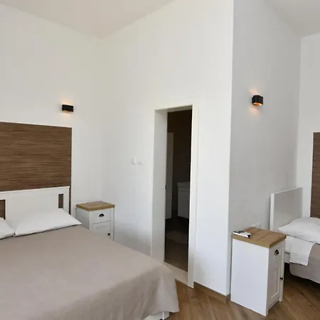 Hilltop View - By Guide 빌라 *