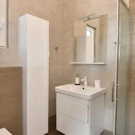 빌라 Hilltop View - By Guide *