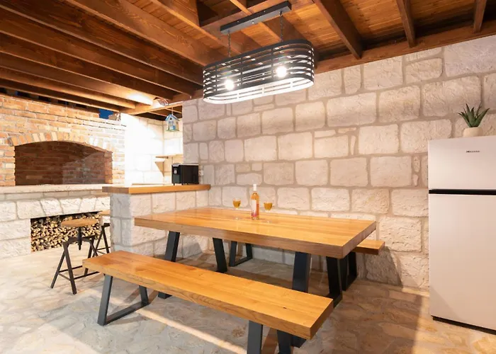 Hilltop View - By Guide 别墅 斯普利特