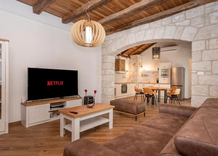 Hilltop View - By Guide 别墅 斯普利特